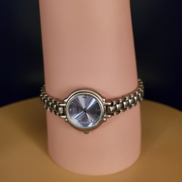 Vintage 80s Ladies Watch - Picture 1 of 7